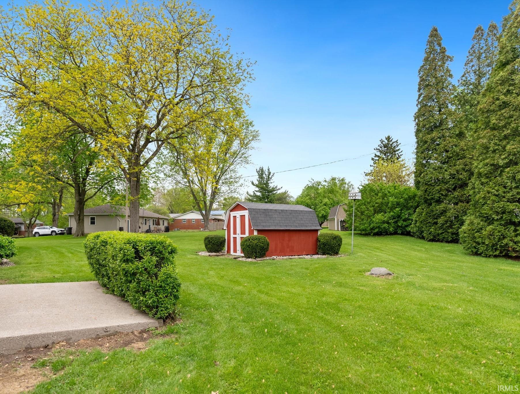 6515 West Hills Road Fort Wayne, IN 46804 - Photo 7 of 35