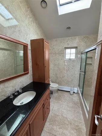 $8,500 | 31 Woodward Street, Roslyn Heights, NY 11577