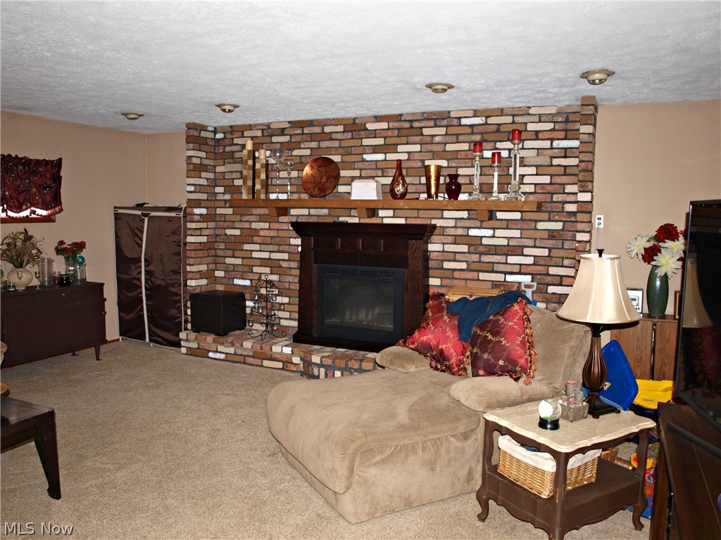 5922 Randy Road Bedford Heights, OH 44146 - Photo 9 of 22