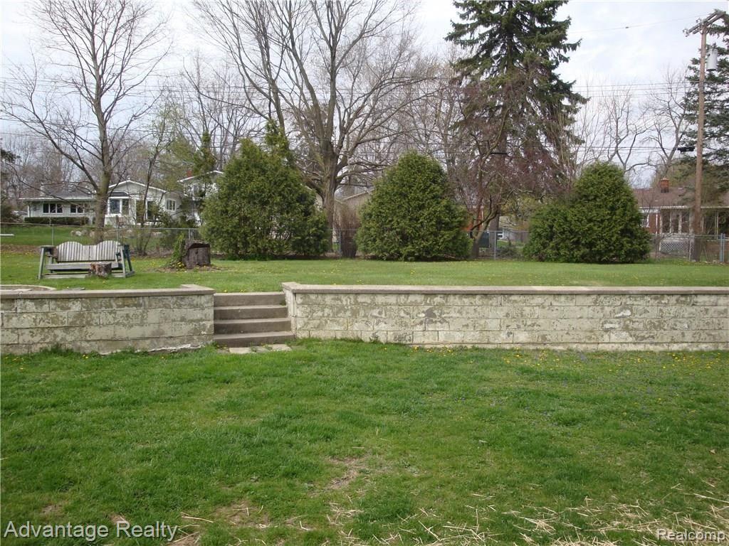 434 Minot Street Romeo, MI 48065 - Photo 12 of 15 DSC00363.JPG