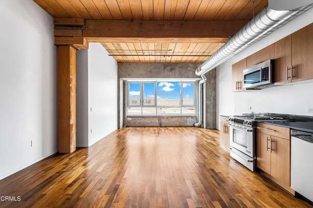 $3,600 | 530 South Hewitt Street, Unit 325, Los Angeles, CA 90013