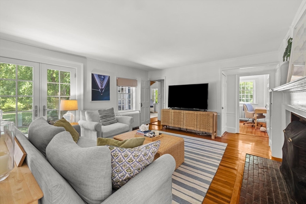 100 Clapp Road Scituate, MA 02066 - Photo 11 of 36