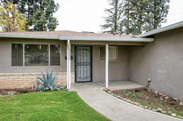 $330,000 | 3068 West Fairmont Avenue, Fresno, CA 93722