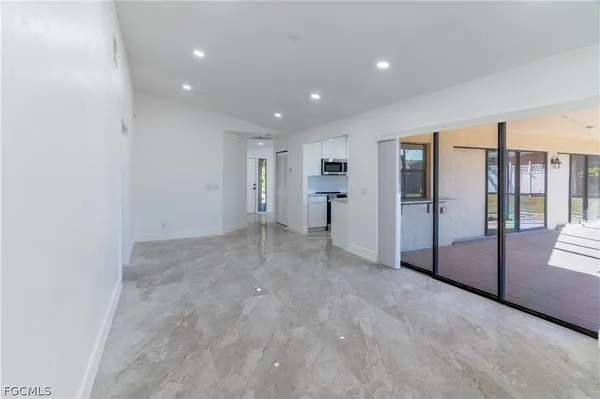 $2,200 | 720 Chavers Street, Lehigh Acres, FL 33974