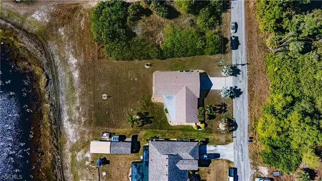 $2,500 | 720 Chavers Street, Lehigh Acres, FL 33974