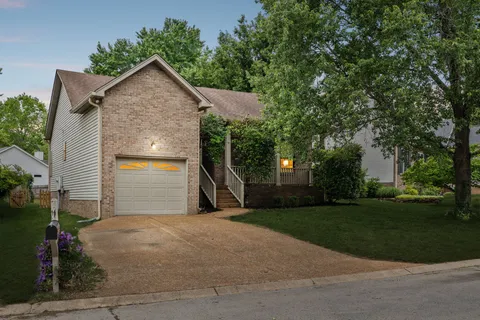 $379,000 | 7516 Dove Valley Drive, Nashville, TN 37221