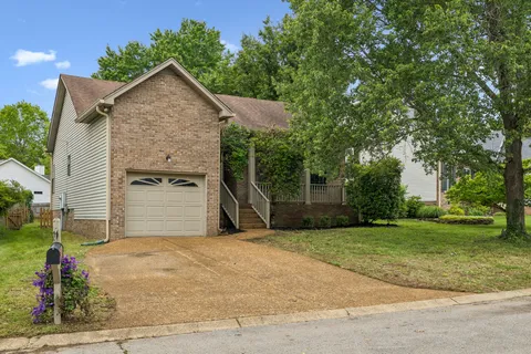 $379,000 | 7516 Dove Valley Drive, Nashville, TN 37221