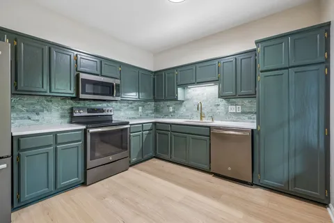 $379,000 | 7516 Dove Valley Drive, Nashville, TN 37221