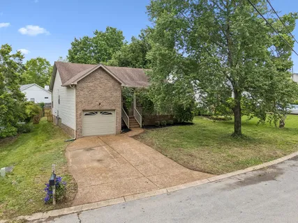 $379,000 | 7516 Dove Valley Drive, Nashville, TN 37221