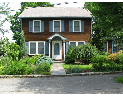 11 Becket Road Belmont, MA 02478 - Photo 1 of 8