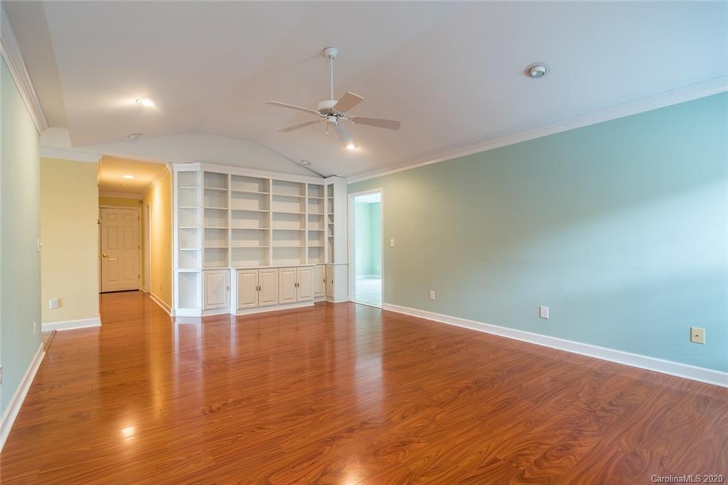 1106 Overhill Road, Unit L 44 Salisbury, NC 28144 - Photo 5 of 16 Gallery Image 5