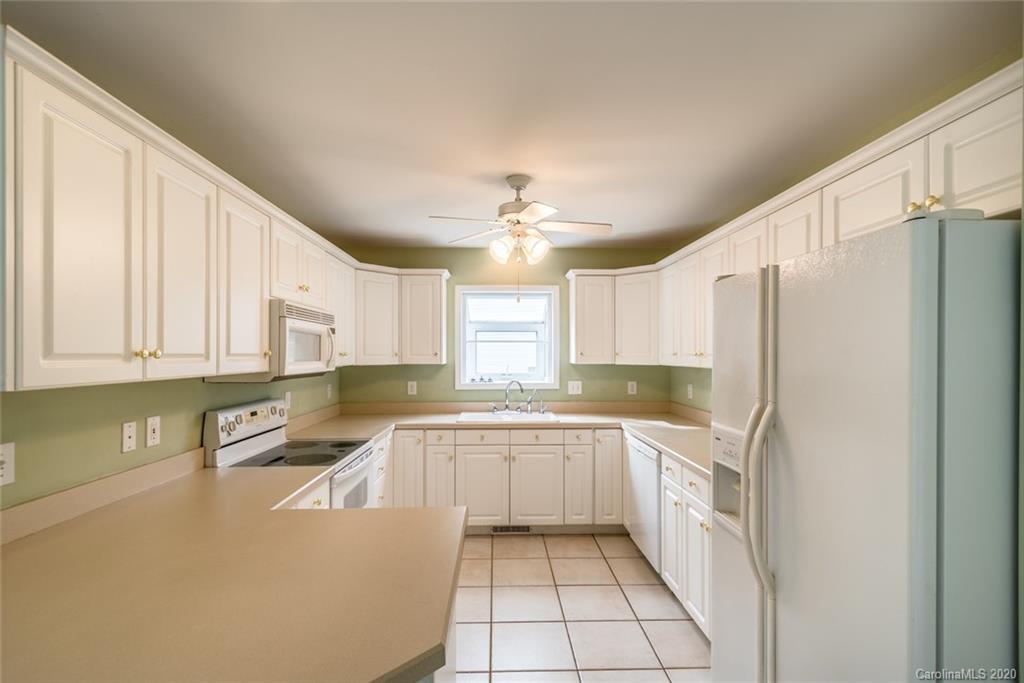 1106 Overhill Road, Unit L 44 Salisbury, NC 28144 - Photo 7 of 16 Gallery Image 7