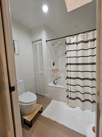 $3,200 | 7976 La Mirada Drive, Boca Raton, FL 33433