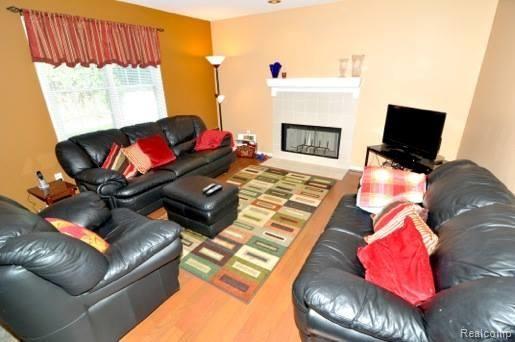 44960 Joy Road Plymouth, MI 48170 - Photo 18 of 35 10150575_10152299836757823_4200937946548966770_n.jpg