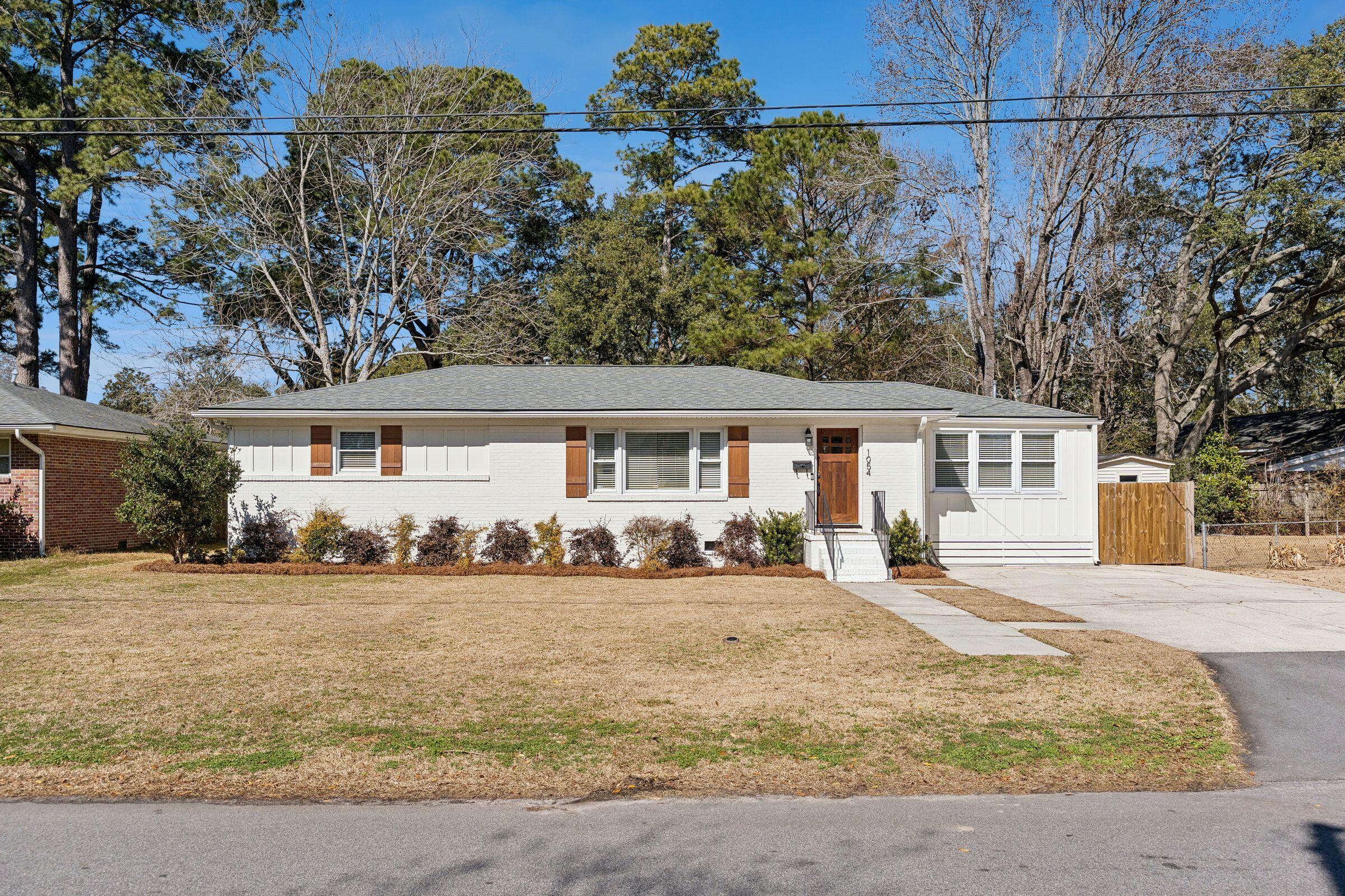 1054 Keats Road Charleston, SC 29407 - Photo 2 of 60 2