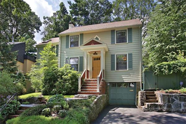 52 Payson Road Brookline, MA 02467 - Photo 1 of 8 Gallery Image 1