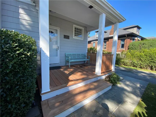 $5,000 | 8 Morton Avenue, Newport, RI 02840