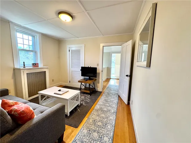 $5,000 | 8 Morton Avenue, Newport, RI 02840