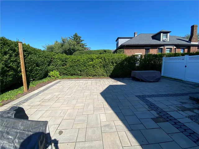 $5,000 | 8 Morton Avenue, Newport, RI 02840