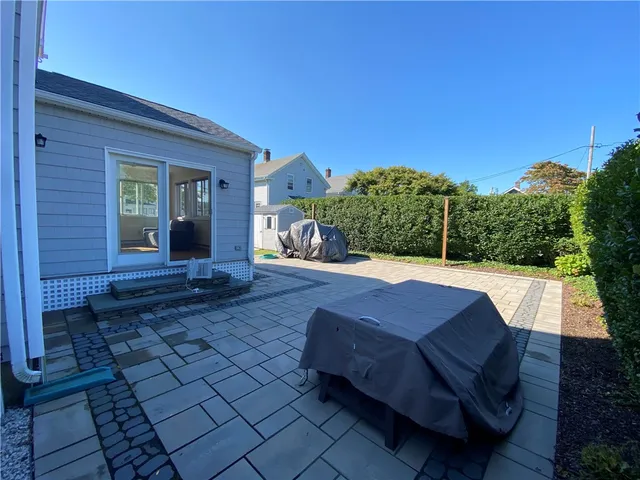 $5,000 | 8 Morton Avenue, Newport, RI 02840