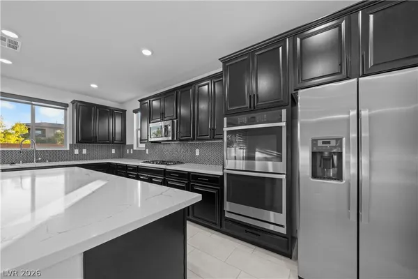 $738,000 | 713 Foreign Reef Way, Las Vegas, NV 89138