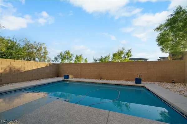 $738,000 | 713 Foreign Reef Way, Las Vegas, NV 89138