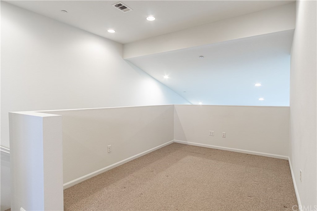 5449 Strand, Unit 101 Hawthorne, CA 90250 - Photo 21 of 67