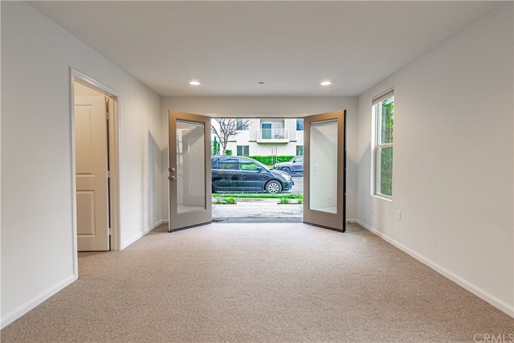 5449 Strand, Unit 101 Hawthorne, CA 90250 - Photo 32 of 67