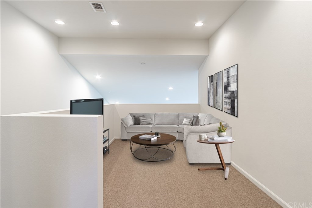 5449 Strand, Unit 101 Hawthorne, CA 90250 - Photo 5 of 67