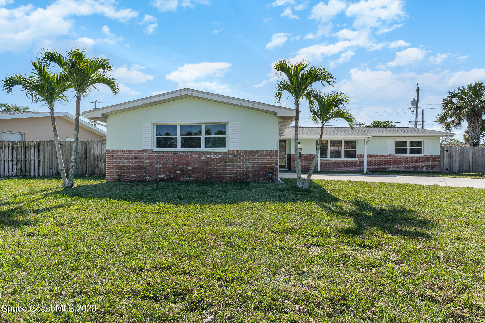185 Desoto Parkway, Satellite Beach, FL 32937 Compass