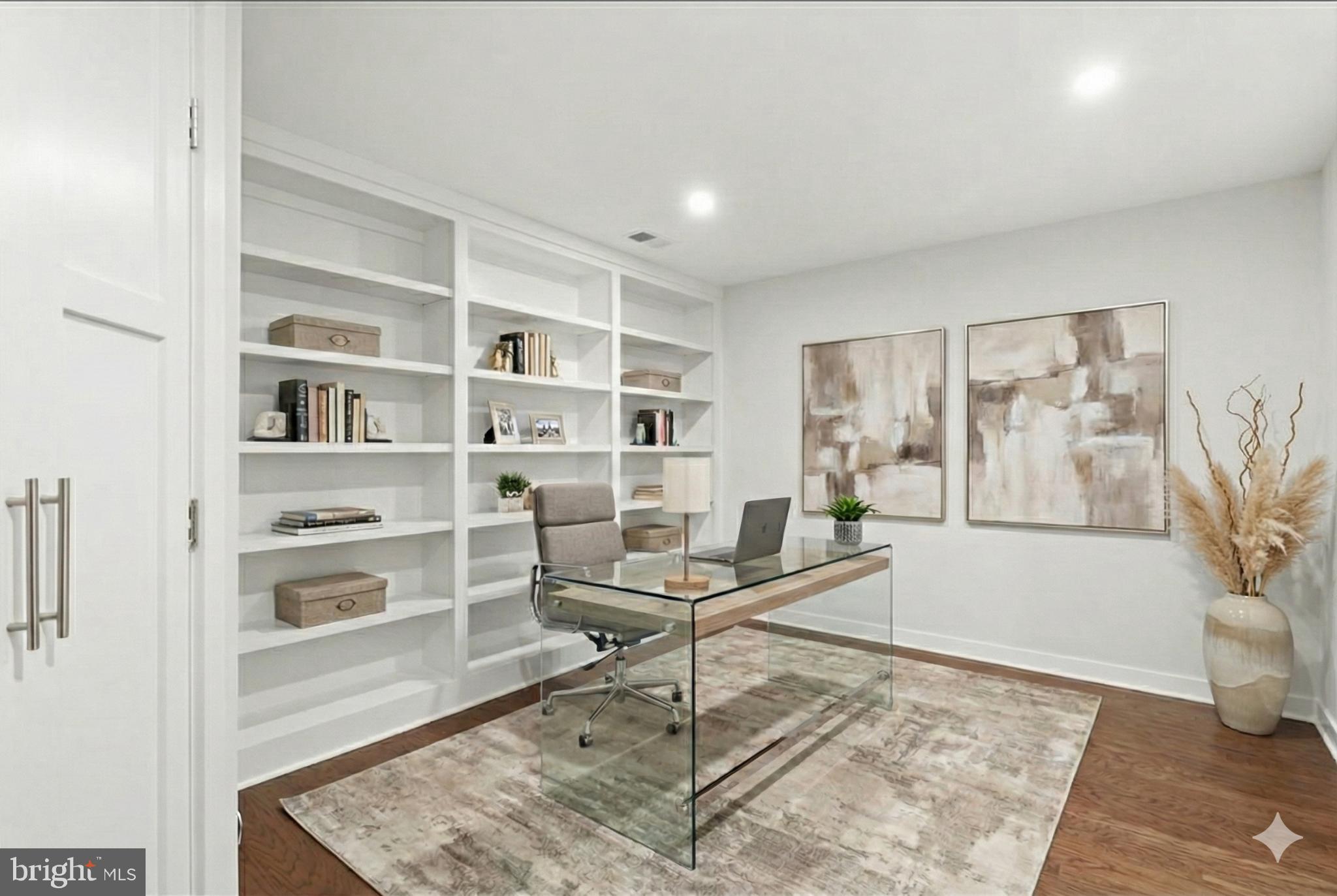 18060 Red Cedar Road Dumfries, VA 22026 - Photo 23 of 39 a living room with furniture