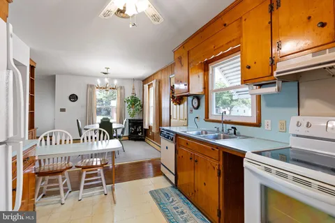 $300,000 | 107 North Reed Street, Clayton, DE 19938
