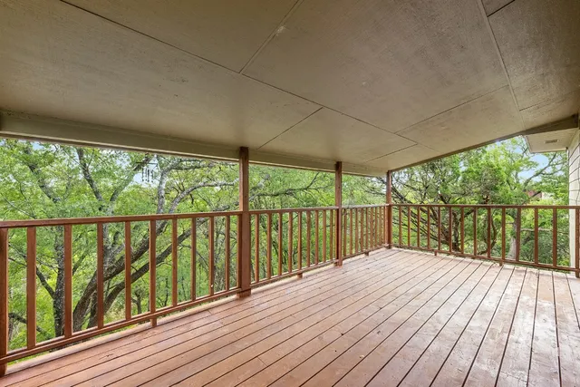 $650,000 | 402 Bear Canyon Drive, Manchaca, TX 78652