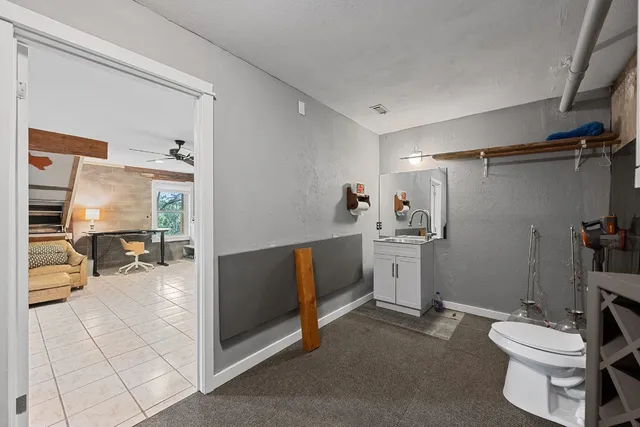 $650,000 | 402 Bear Canyon Drive, Manchaca, TX 78652