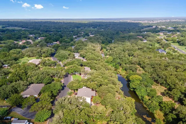 $650,000 | 402 Bear Canyon Drive, Manchaca, TX 78652