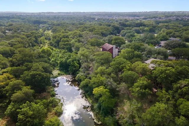 $650,000 | 402 Bear Canyon Drive, Manchaca, TX 78652