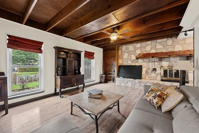 $650,000 | 402 Bear Canyon Drive, Manchaca, TX 78652