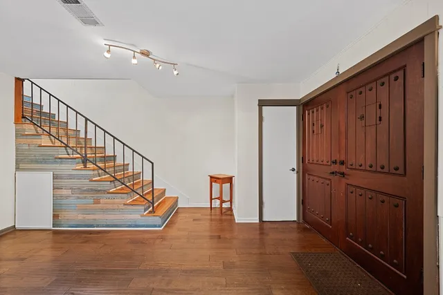 $650,000 | 402 Bear Canyon Drive, Manchaca, TX 78652