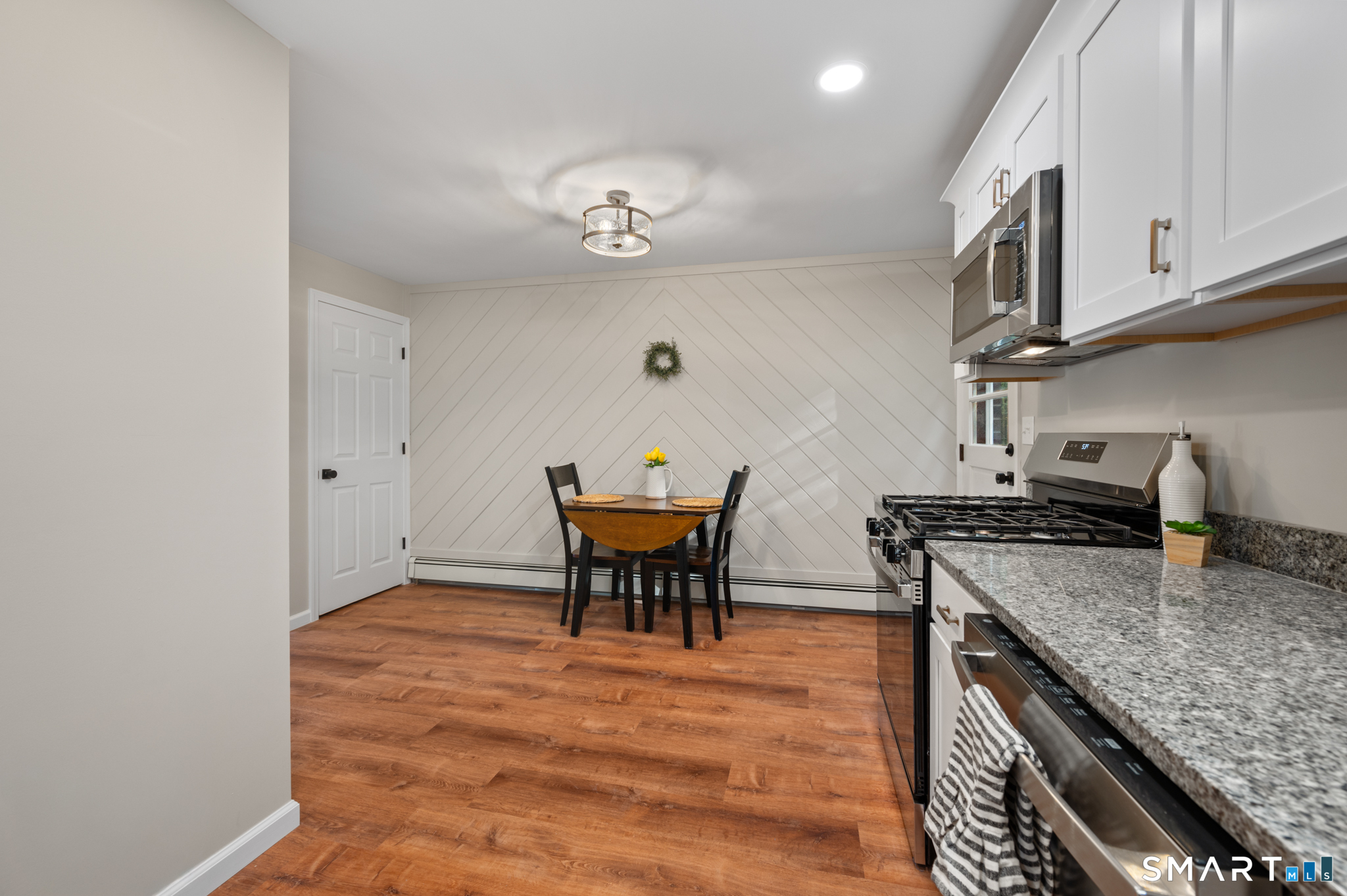 302 Green Road, Unit D Manchester, CT 06042 - Photo 14 of 32