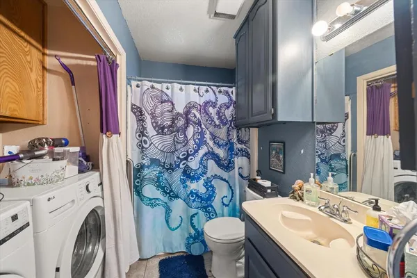 $1,800 | 2708 Cedarhill Street, Granbury, TX 76048