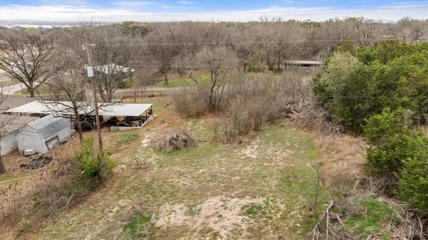 $1,800 | 2708 Cedarhill Street, Granbury, TX 76048