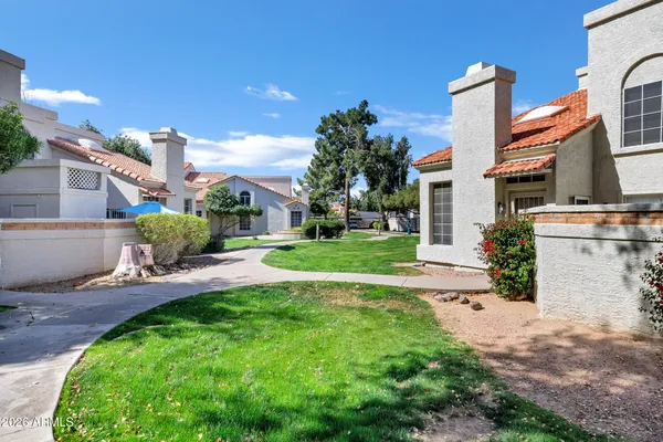 $305,000 | 1717 East Union Hills Drive, Unit 1073, Phoenix, AZ 85024