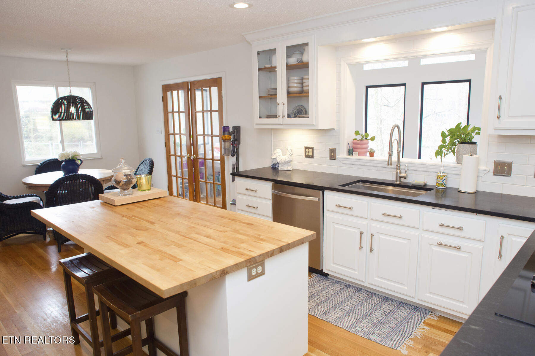 1036 West Outer Drive Oak Ridge, TN 37830 - Photo 22 of 45 Kitchen