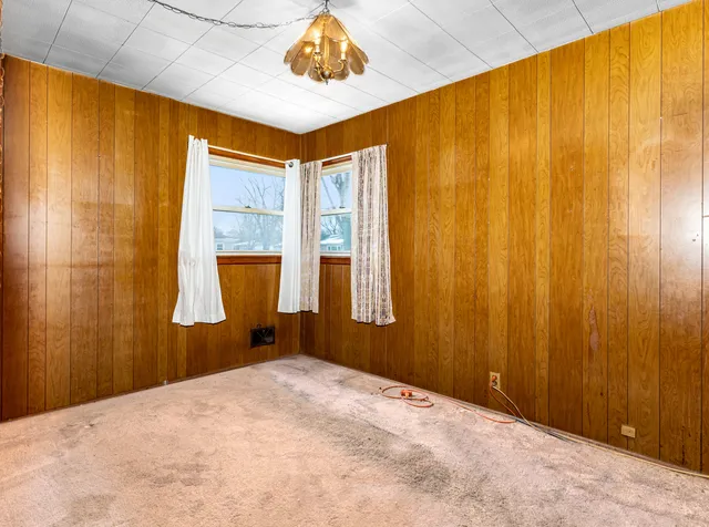 $259,900 | 8736 South 51st Avenue, Oak Lawn, IL 60453