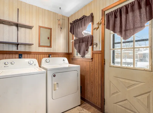 $259,900 | 8736 South 51st Avenue, Oak Lawn, IL 60453