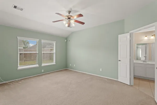 $2,049 | 2818 Lockeridge Oaks Drive, Spring, TX 77386