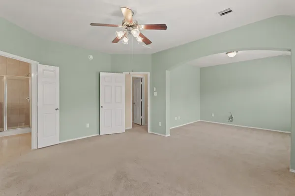 $2,049 | 2818 Lockeridge Oaks Drive, Spring, TX 77386