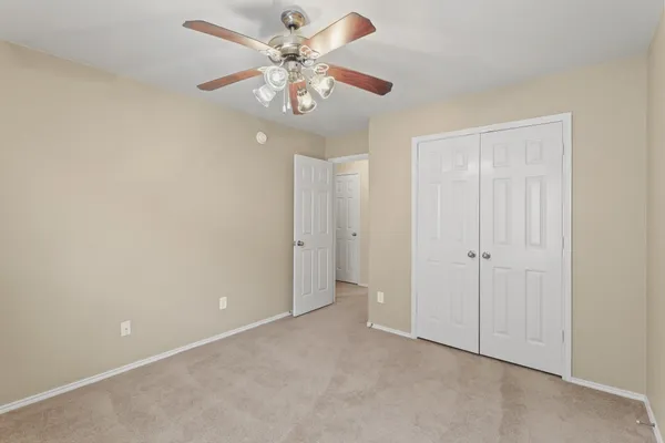 $2,049 | 2818 Lockeridge Oaks Drive, Spring, TX 77386