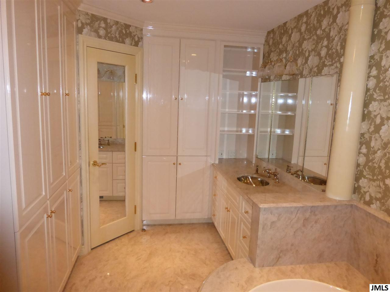 1651 Probert Road Jackson, MI 49203 - Photo 21 of 36 Photo 21