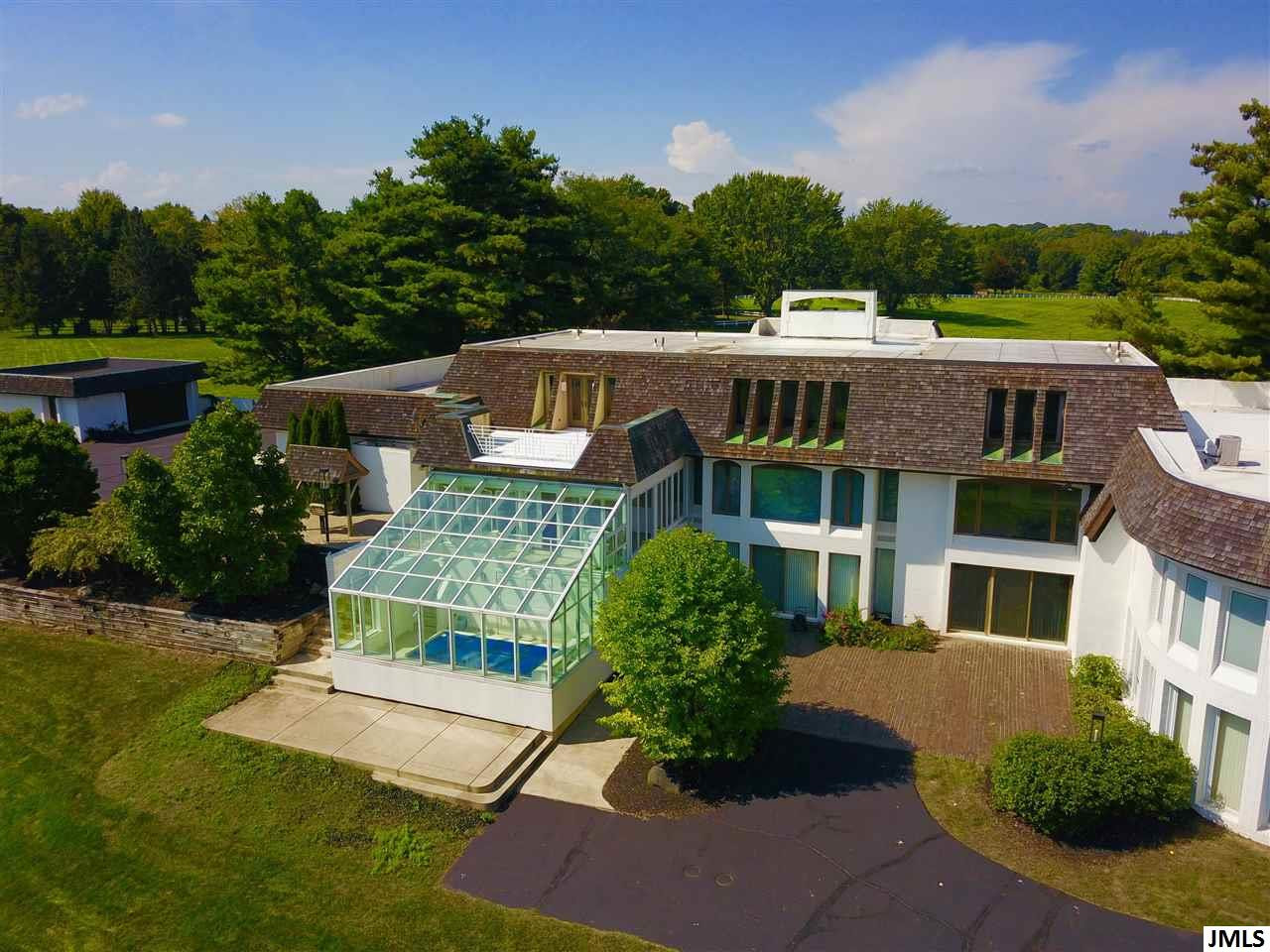 1651 Probert Road Jackson, MI 49203 - Photo 3 of 36 Photo 3